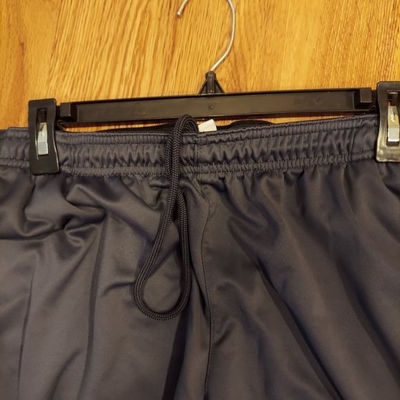 Men's Gray and Black Athletic Shorts - Picture 2 of 4